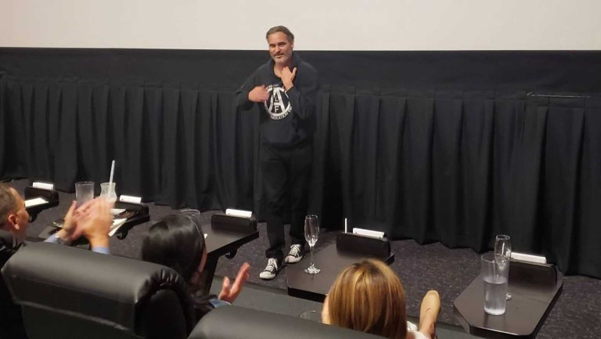 Joaquin Phoenix a Joker vetítésén