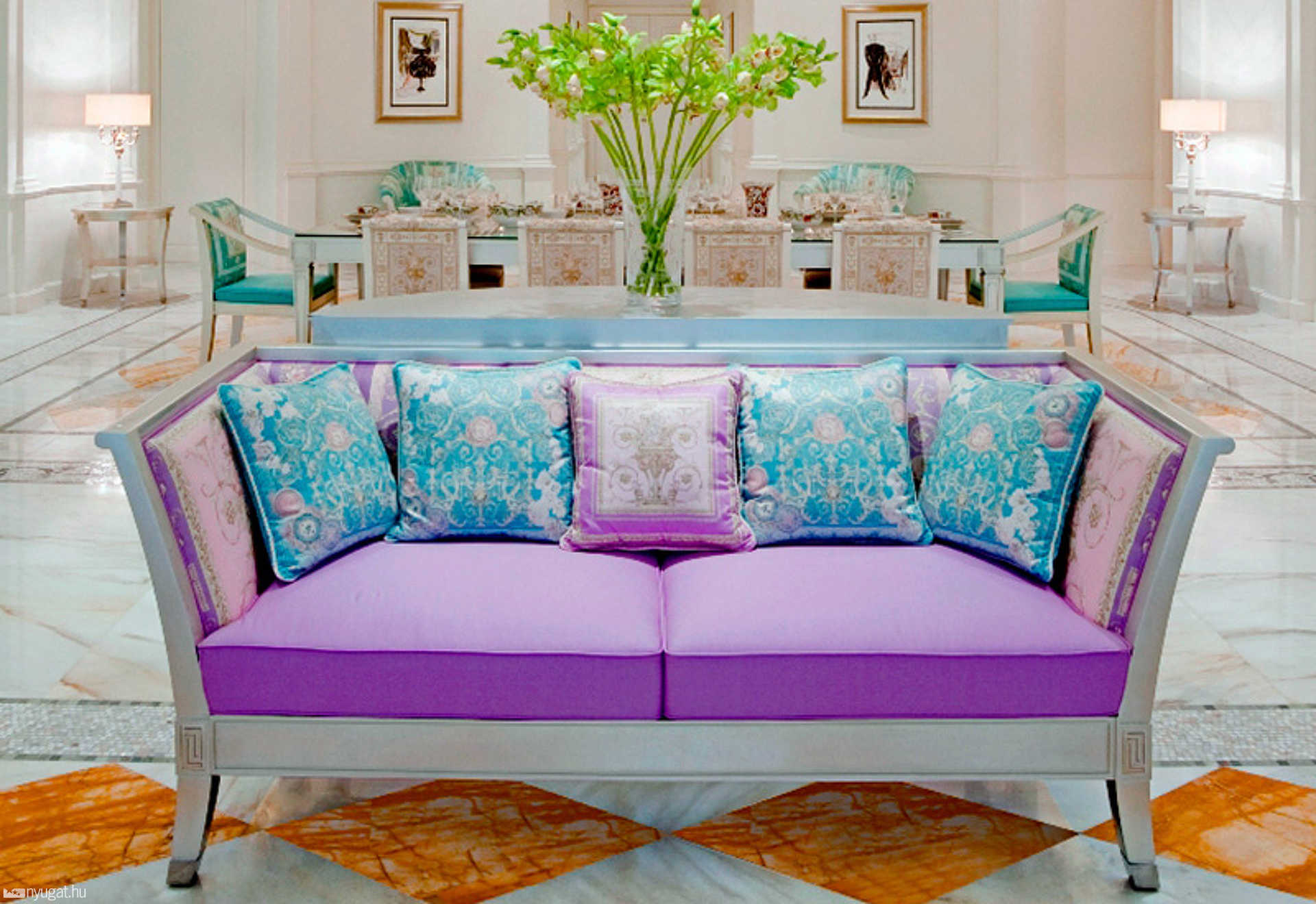 Elegancia és luxus. Ez a Versace.