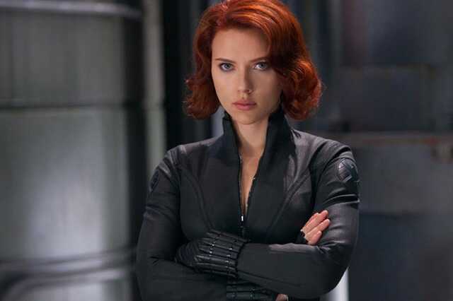 Scarlett Johansson - Fekete özvegy
