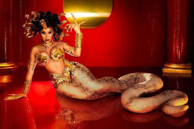 Cardi B - Medusa