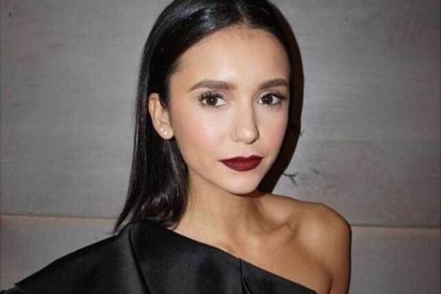 Nina Dobrev