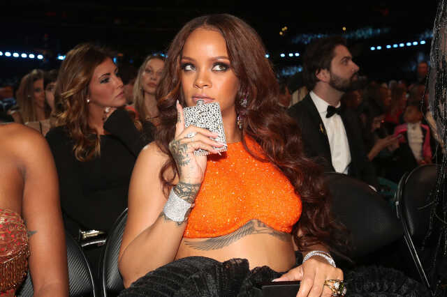Rihanna flaskája