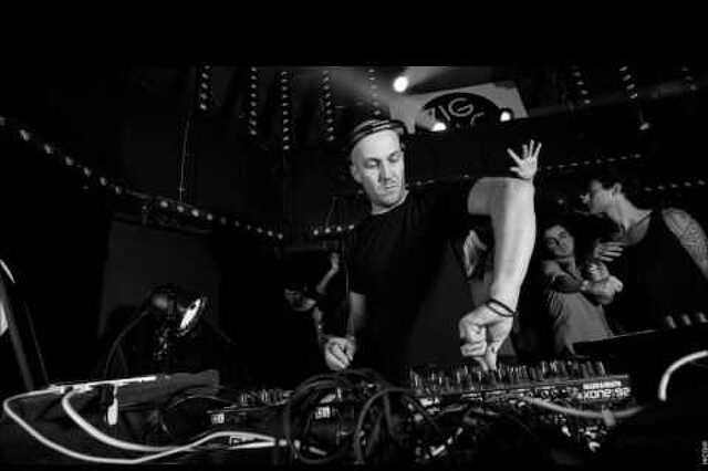 Julian Jeweil