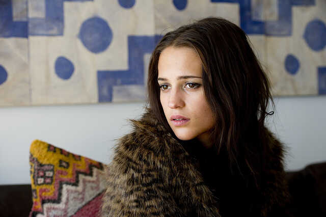 Alicia Vikander 