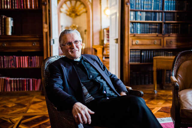 Brenner József atya