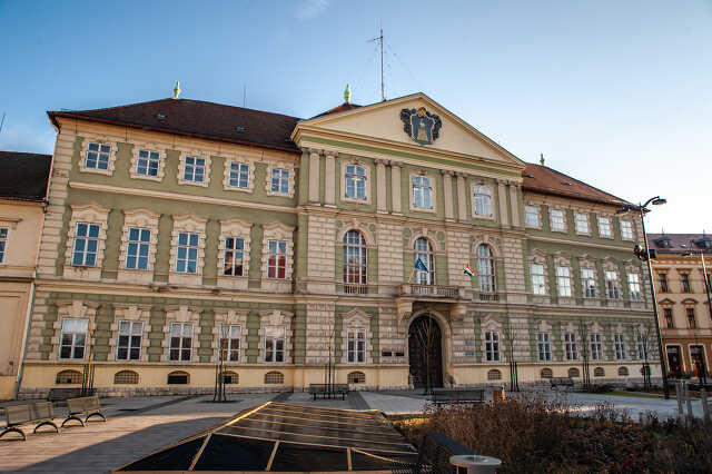Megyeháza