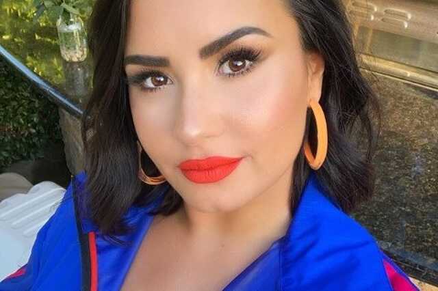 Demi Lovato