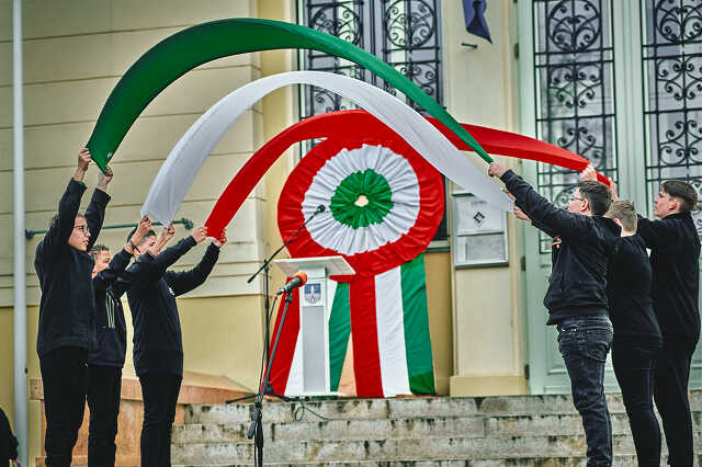 Március 15. ünnepség Szombthelyen 