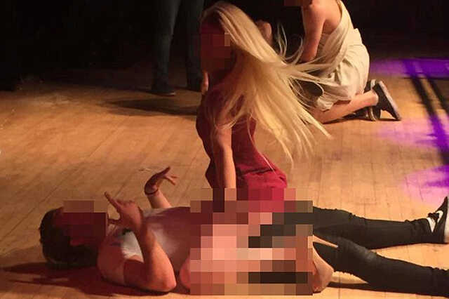 Szex imitálása, mint ügyességi feladat