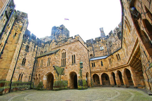 Alnwick Castle, aka Roxfort