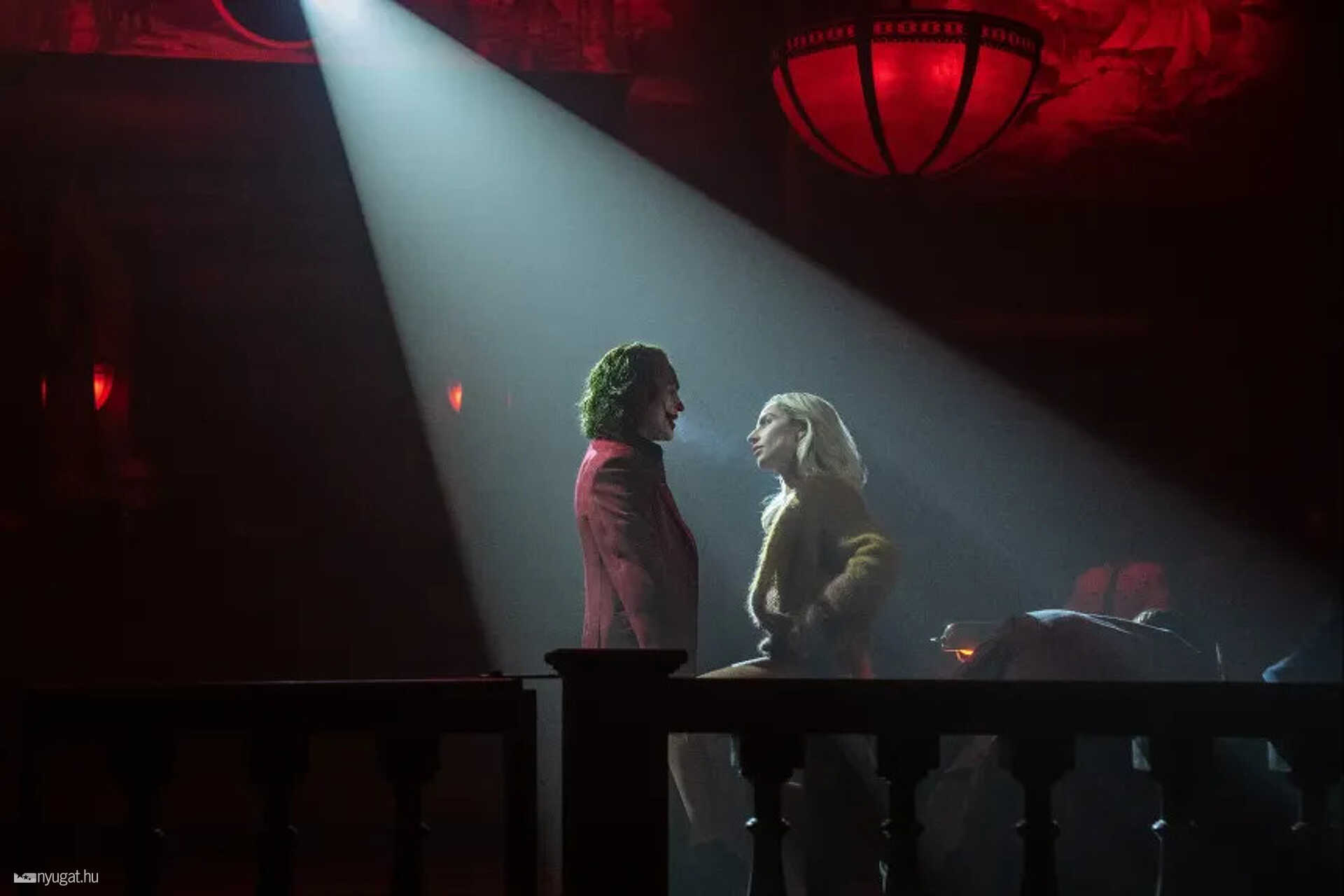 Joaquin Phoenix és Lady Gaga a Joker-Kétszemélyes téboly című filmben